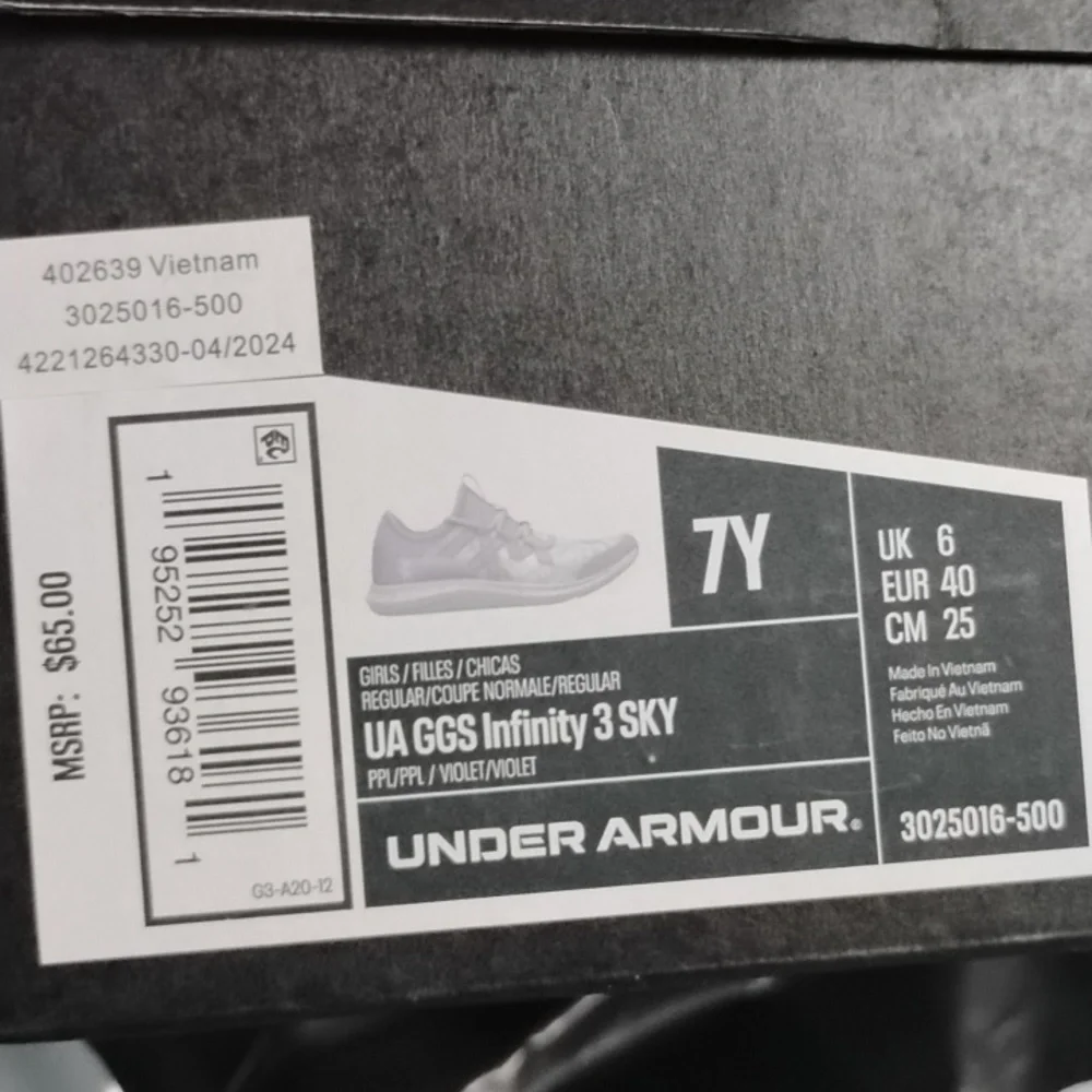 Nib under armor ggs infinity 3 sky violet
